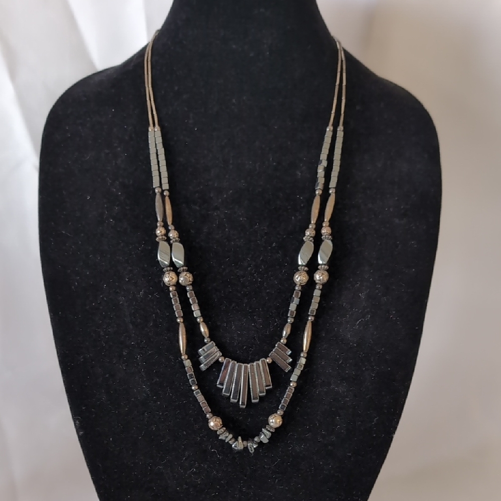 Vtg Native American Layered Hematite Necklace